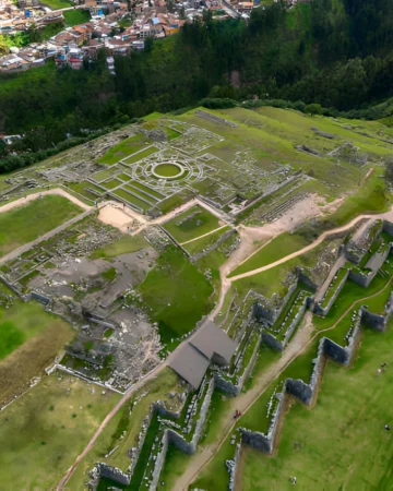 Sacsayhuamán